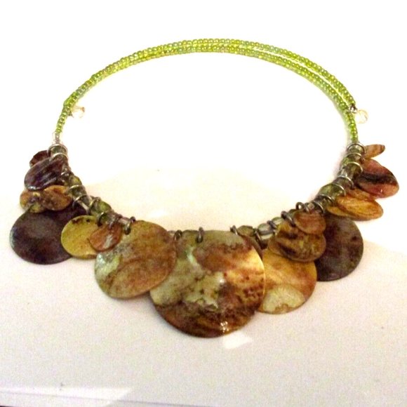 Iridescent Brown MOP Shell Choker Necklace - Picture 4 of 4